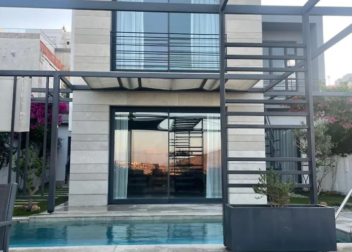 Havuzlu Full Esyali Lueks بودروم